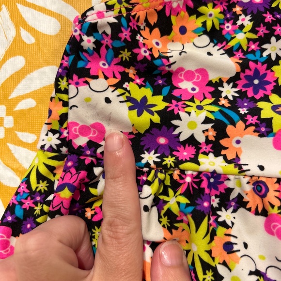 Hello Kitty Girls Swimsuit Bikini Tankini M 7 / 8 - Picture 2 of 7